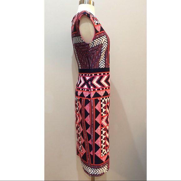Vince Camuto Geometric Printed Bodycon Dress Sz 4 - Picture 5 of 7